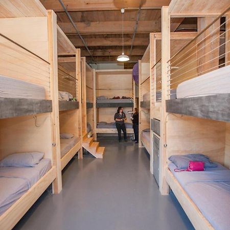Podshare Dtla Hostel Los Angeles Exterior photo