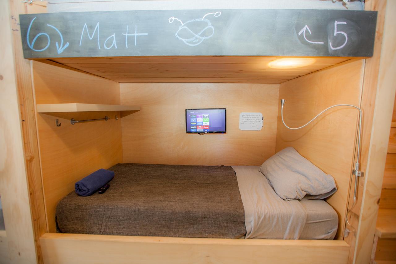 Podshare Dtla Hostel Los Angeles Exterior photo